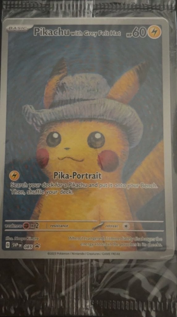 Pikachu with grey felt hat svp 850 -orgineel sealed, Hobby en Vrije tijd, Verzamelkaartspellen | Pokémon, Ophalen of Verzenden