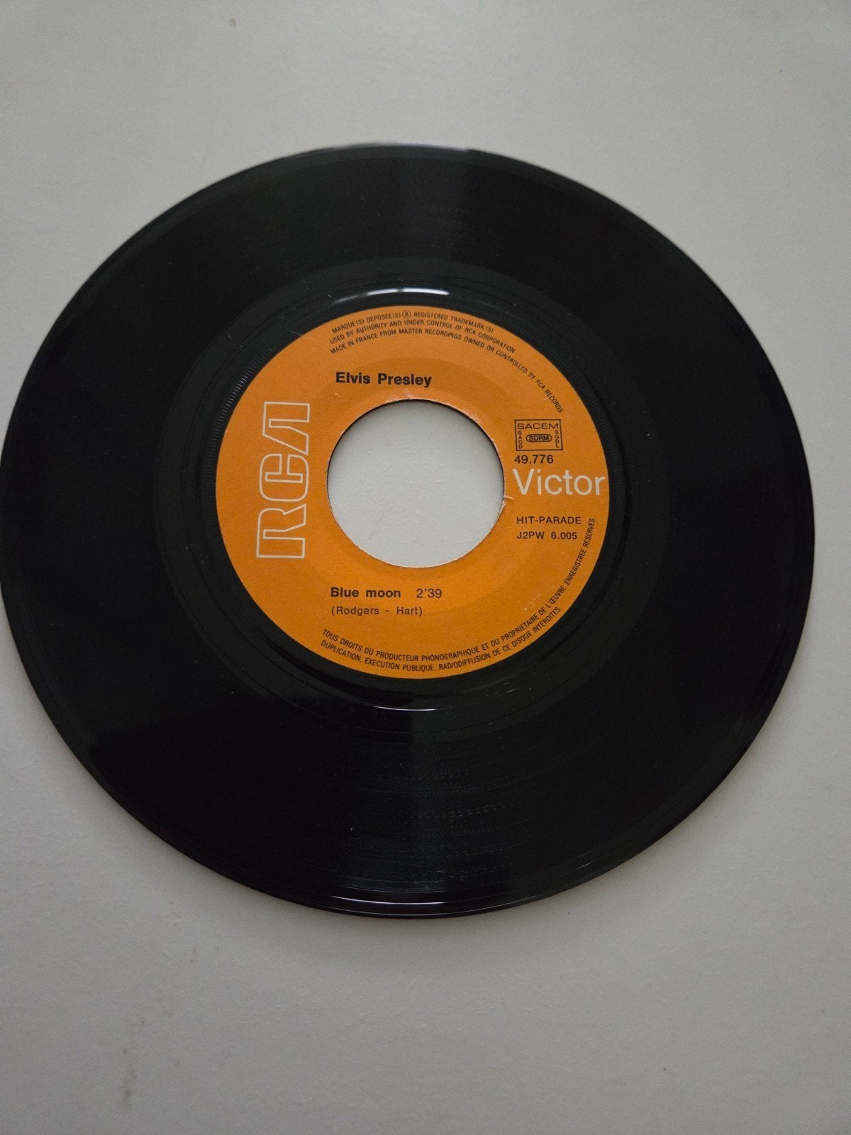 Elvis Presley  - Blue moon / Just because, Ophalen of Verzenden, Zo goed als nieuw, Pop