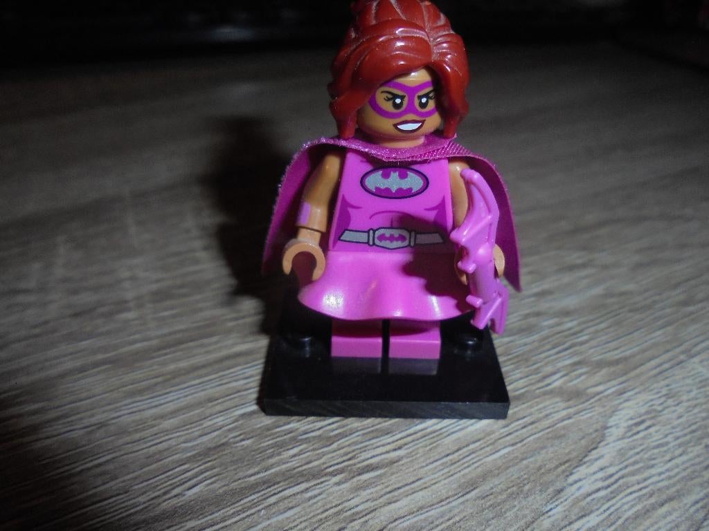 lego serie Batman Pink Power Batgirl Minifig, Ophalen of Verzenden, Zo goed als nieuw, Lego