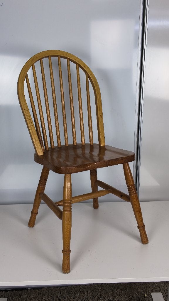 Houten Windsor spijlenstoel / landelijke keukenstoel, Antiek en Kunst, Antiek | Meubels | Stoelen en Banken, Ophalen