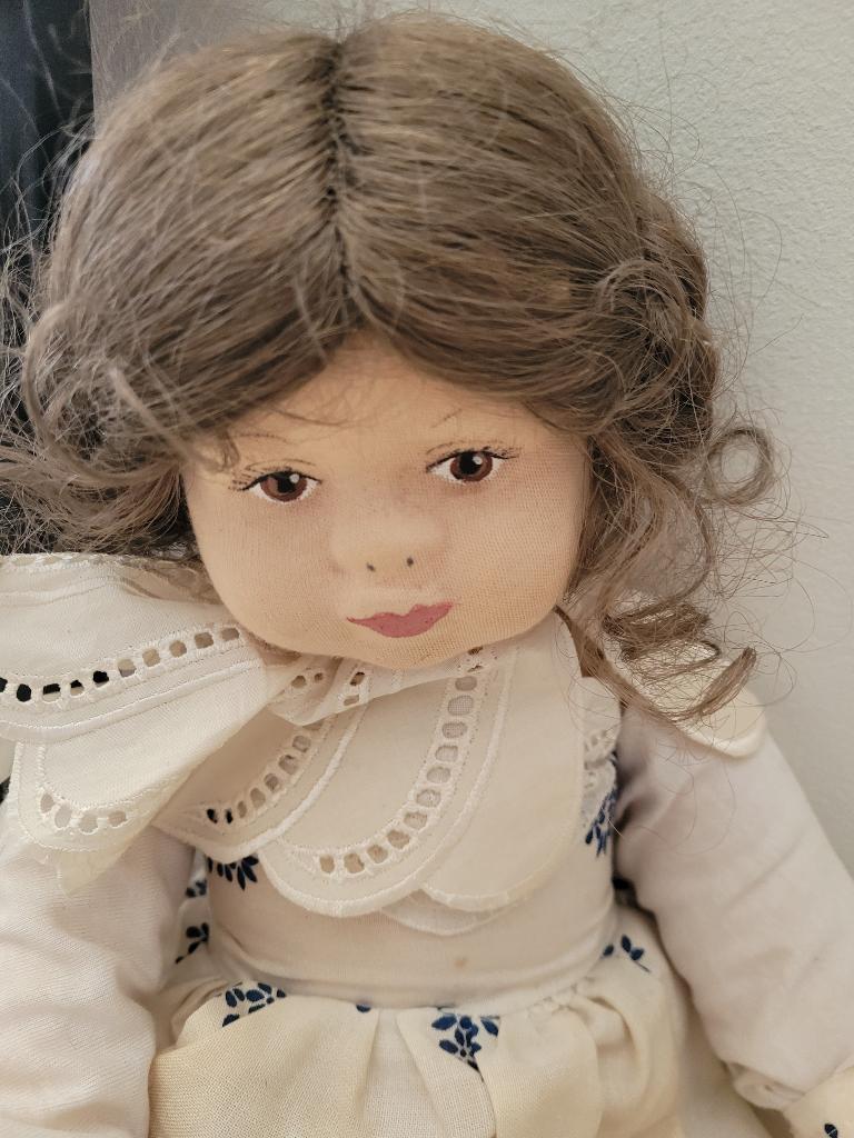 Vintage Franse stoffen pop leuk op kinderkamer, Ophalen of Verzenden