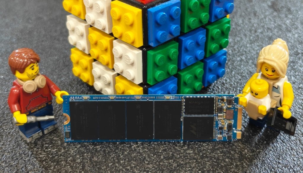 WD Blue 3D v-nand TLC 2TB M.2 SATA SSD, Intern, 2TB, Zo goed als nieuw, Desktop