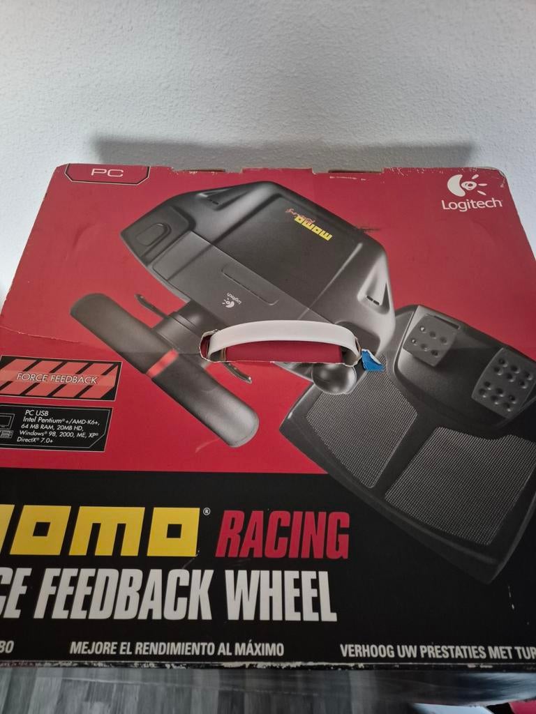 MOMO RACING FORCE, 1 speler, Racen en Vliegen, Ophalen of Verzenden, Zo goed als nieuw