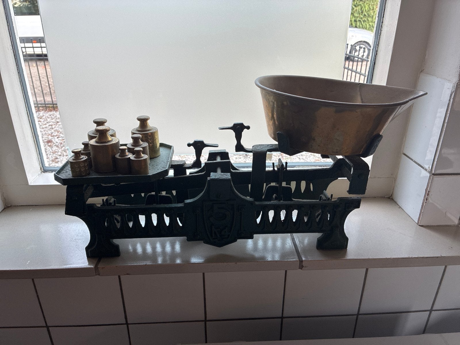 Antieke Weegschaal met Gewichten - Decoratief, Antiek en Kunst, Ophalen