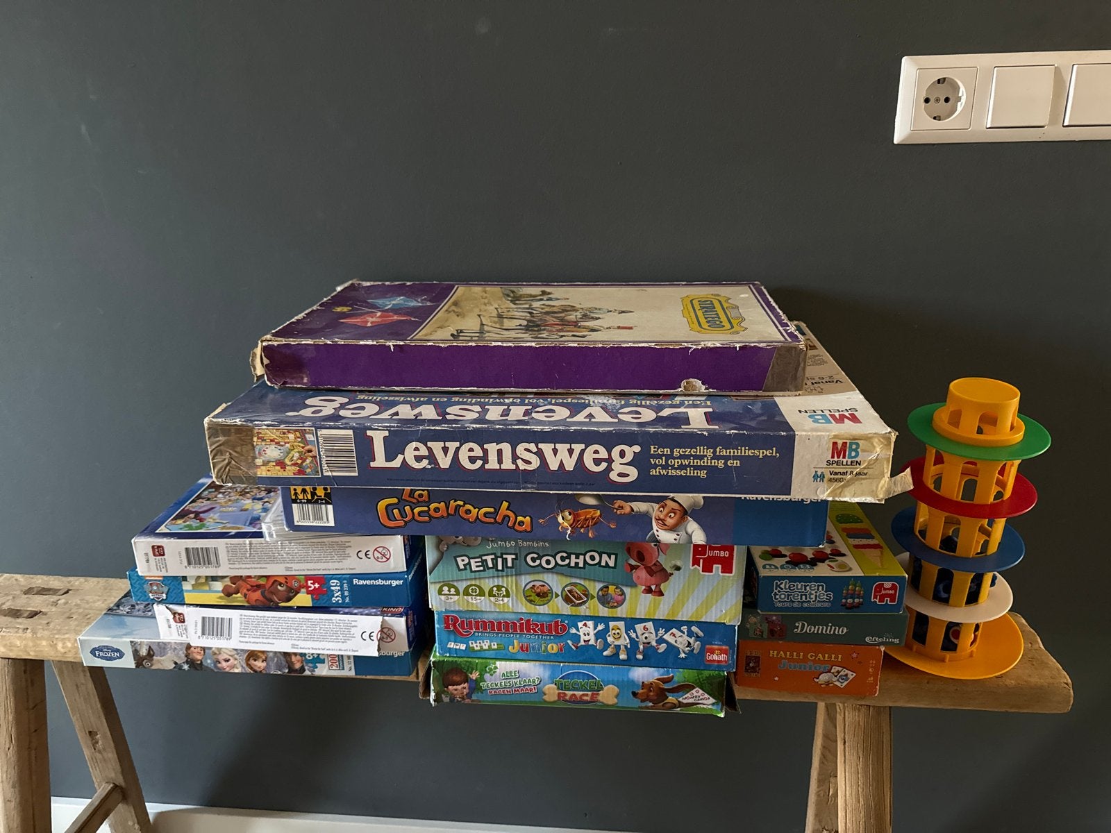 Spellenpakket voor jong en oud: Stratego, Levensweg & meer!, Drie of vier spelers, Ophalen, Gebruikt