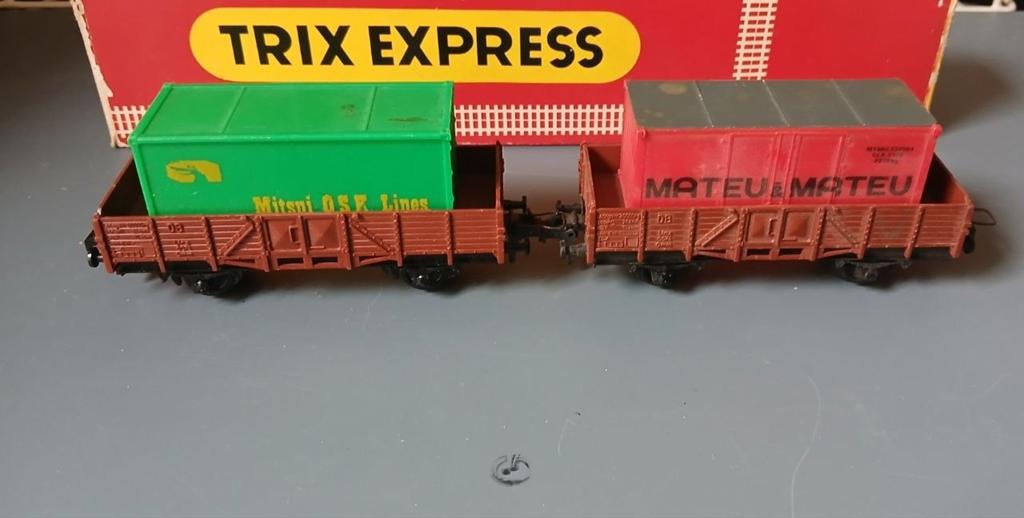 Trix Express goederenwagons met containers, Gebruikt, Gelijkstroom, Trix, Wagon