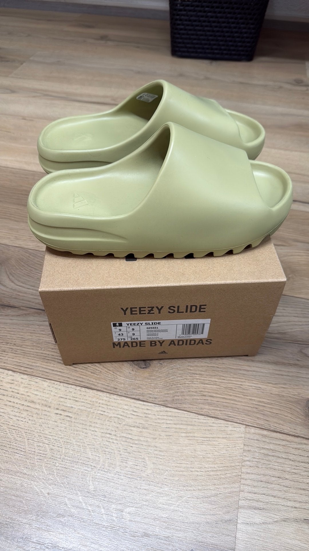 Te koop Yeezy slides, Ophalen of Verzenden, Nieuw