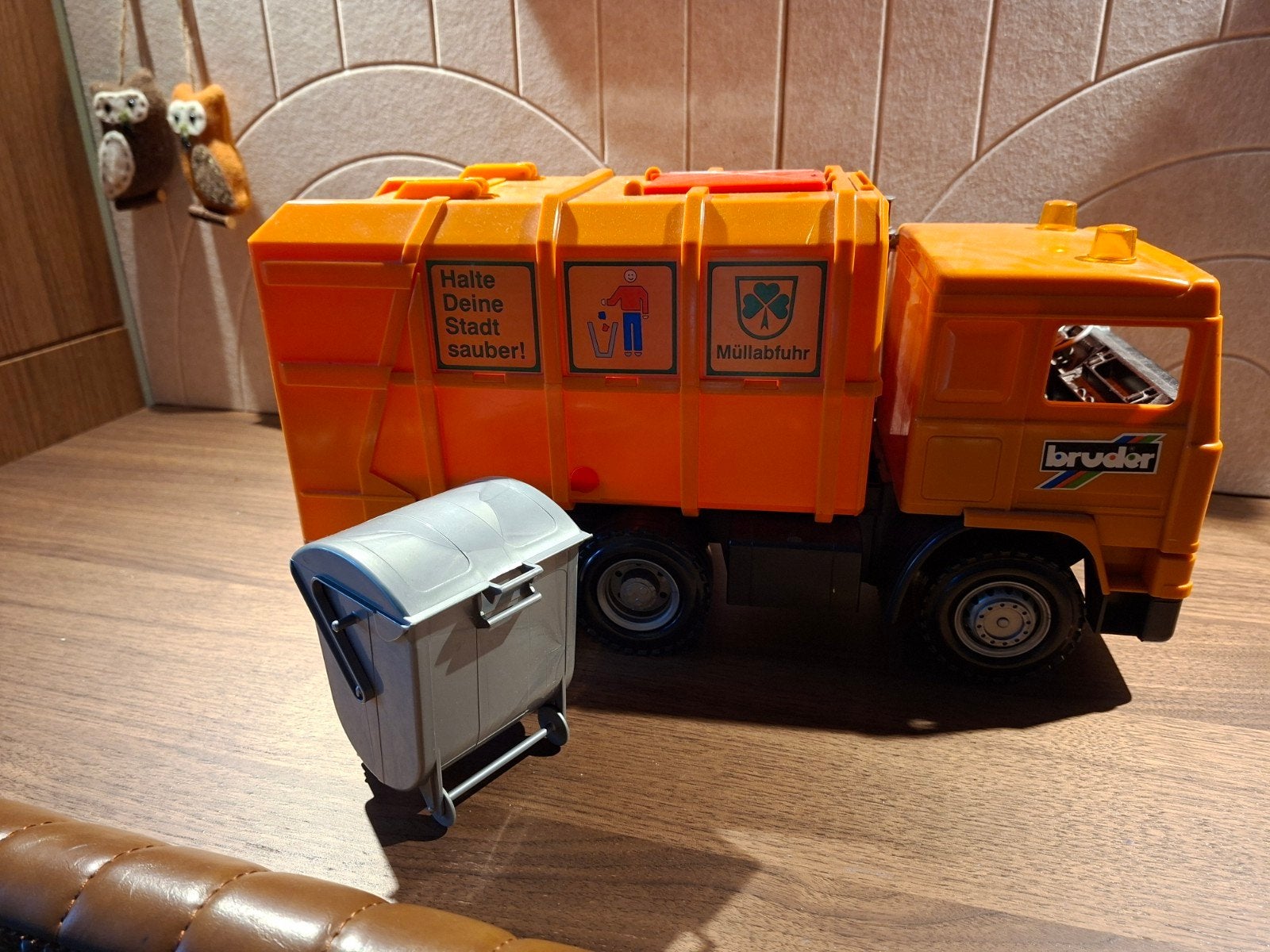 Bruder Oldtimer Vuilniswagen met Container - 40cm, Ophalen of Verzenden, Gebruikt