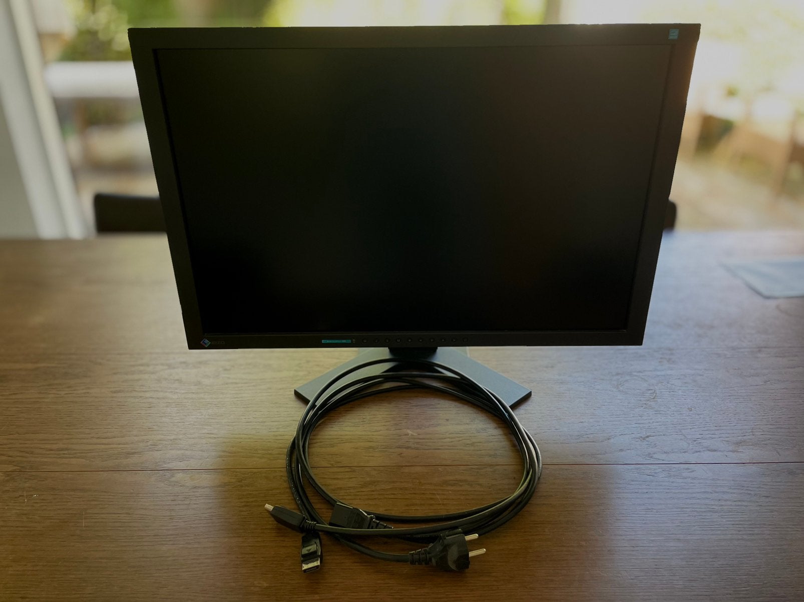 Eizo 24,1” FlexScan S2433W, Computers en Software, Ophalen, Ingebouwde speakers, Gebruikt, 24,1