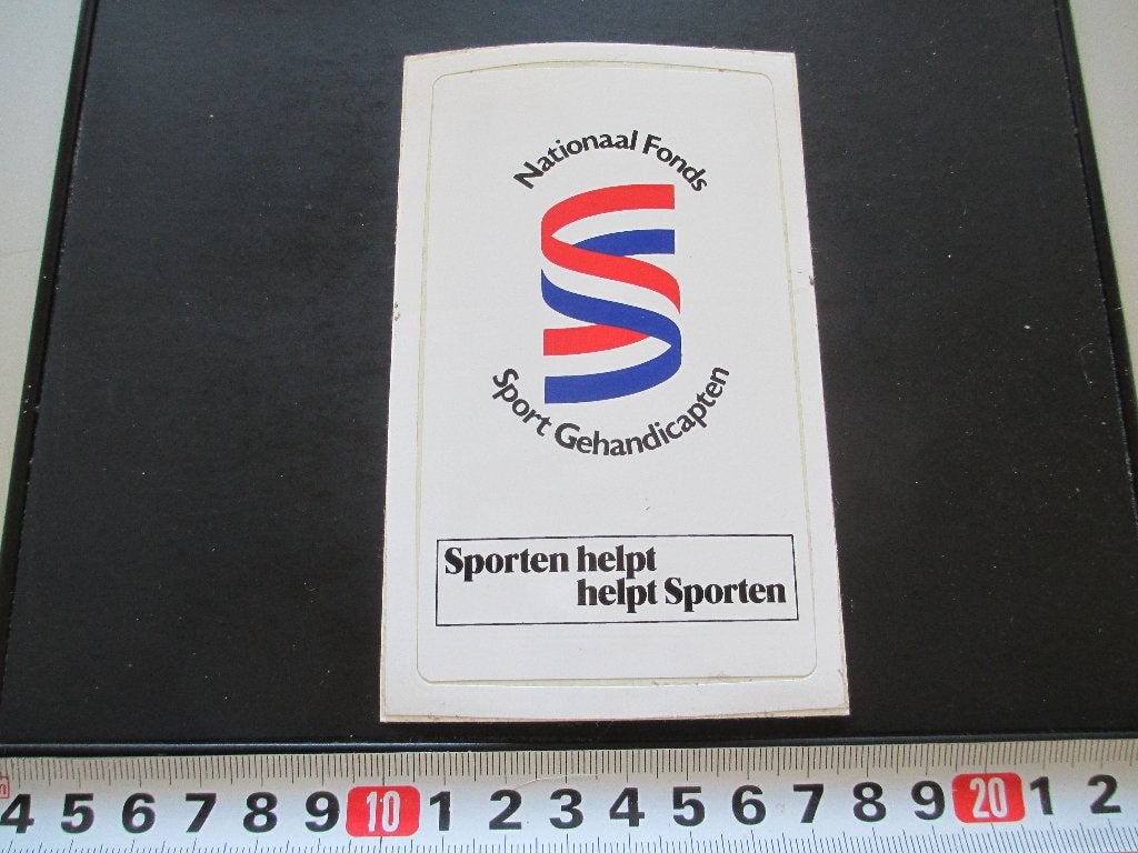 sticker Nationaal Fonds Sport Gehandicapten GT040, Verzamelen, Ophalen, Zo goed als nieuw