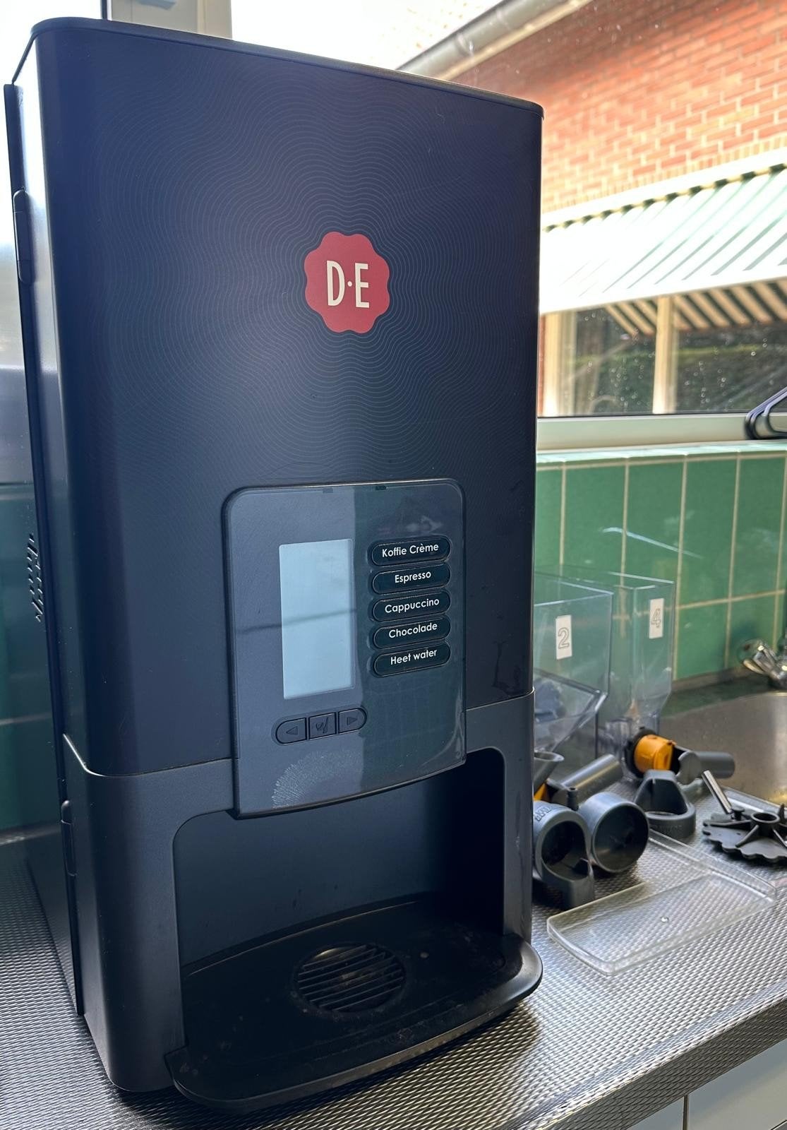 Douwe Egberts Koffiemachine - te koop, 10 kopjes of meer, Ophalen, Gebruikt, Koffiemachine