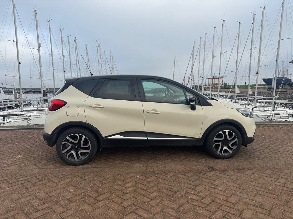 Renault Captur 1.2 TCe Dynamique, Auto's, Renault, Euro 5, 4 cilinders, Wit, Origineel Nederlands
