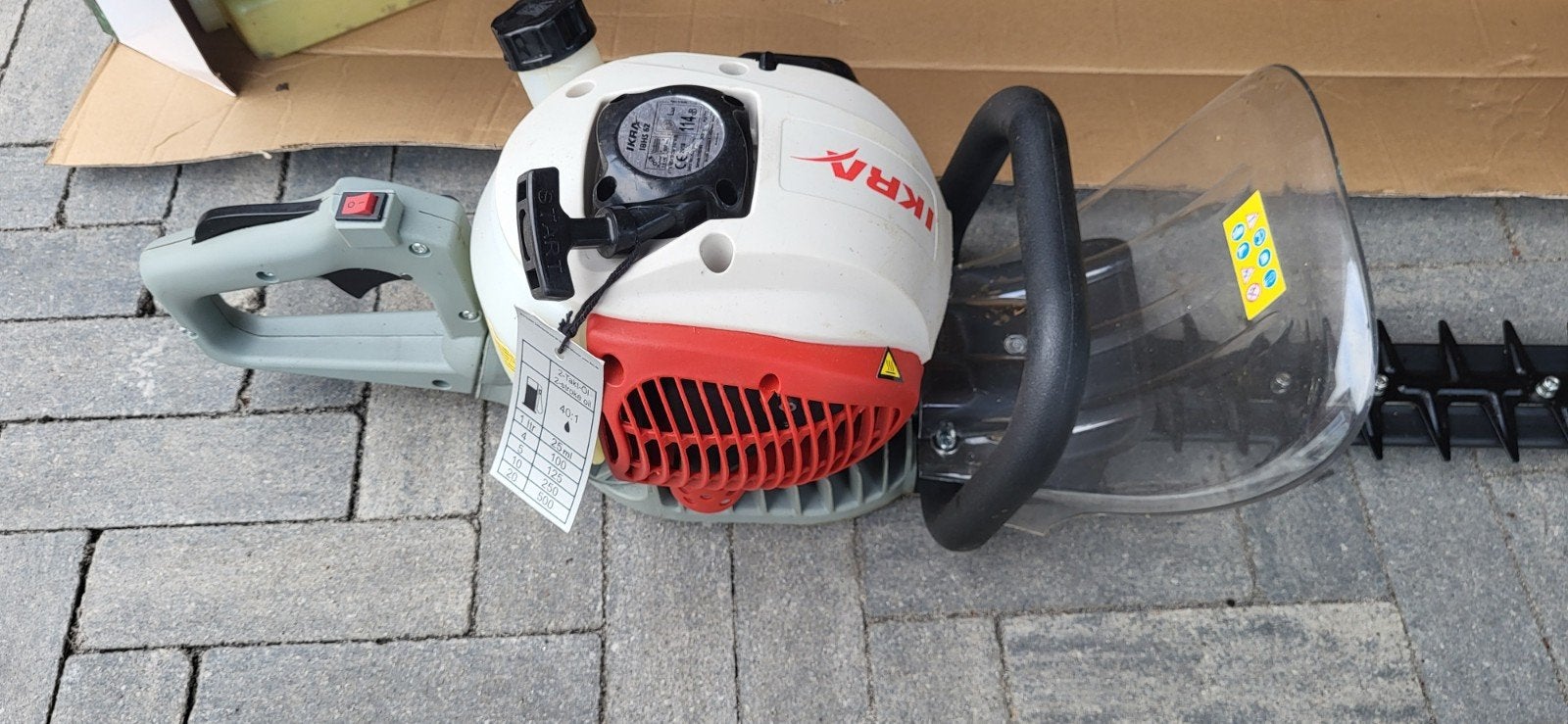 IKRA Benzine Heggenschaar - Zo goed als nieuw, Ophalen, Zo goed als nieuw, Benzine, IKRA