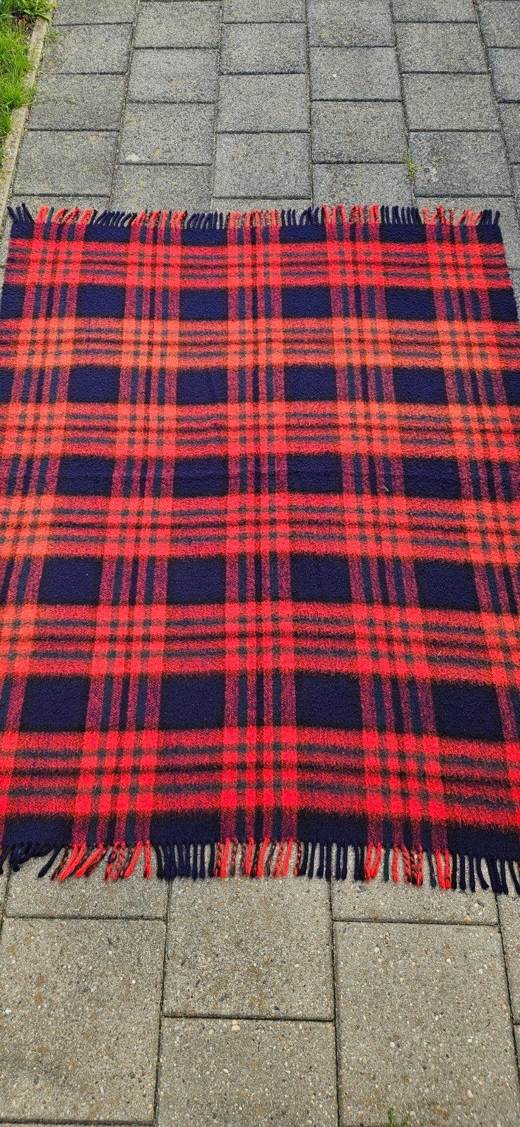Vintage Aabe Plaid Deken Rood Blauw Geruit Wol, Vintage, Klassiek, Landelijk, Gebruikt, 100 tot 150 cm, Blauw
