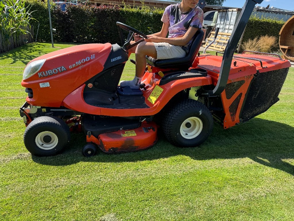 grasmaaier kubota gr 1600 diesel koopje, Ophalen of Verzenden, Gebruikt, 50 cm of meer