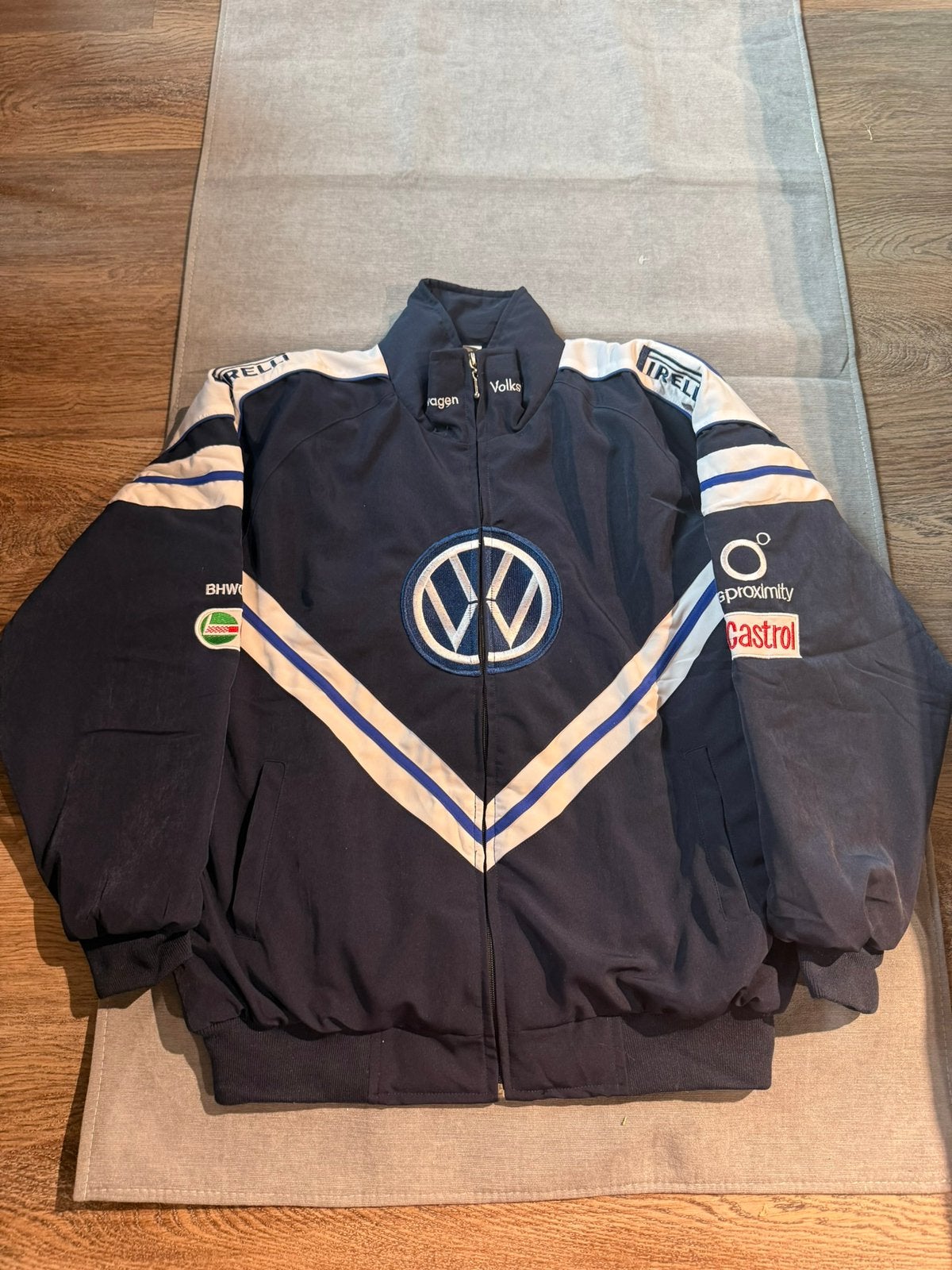 VW Volkswagen Racing Bomberjack (Maat M) Vintage, Ophalen of Verzenden, Zo goed als nieuw, Maat 48/50 (M), Blauw