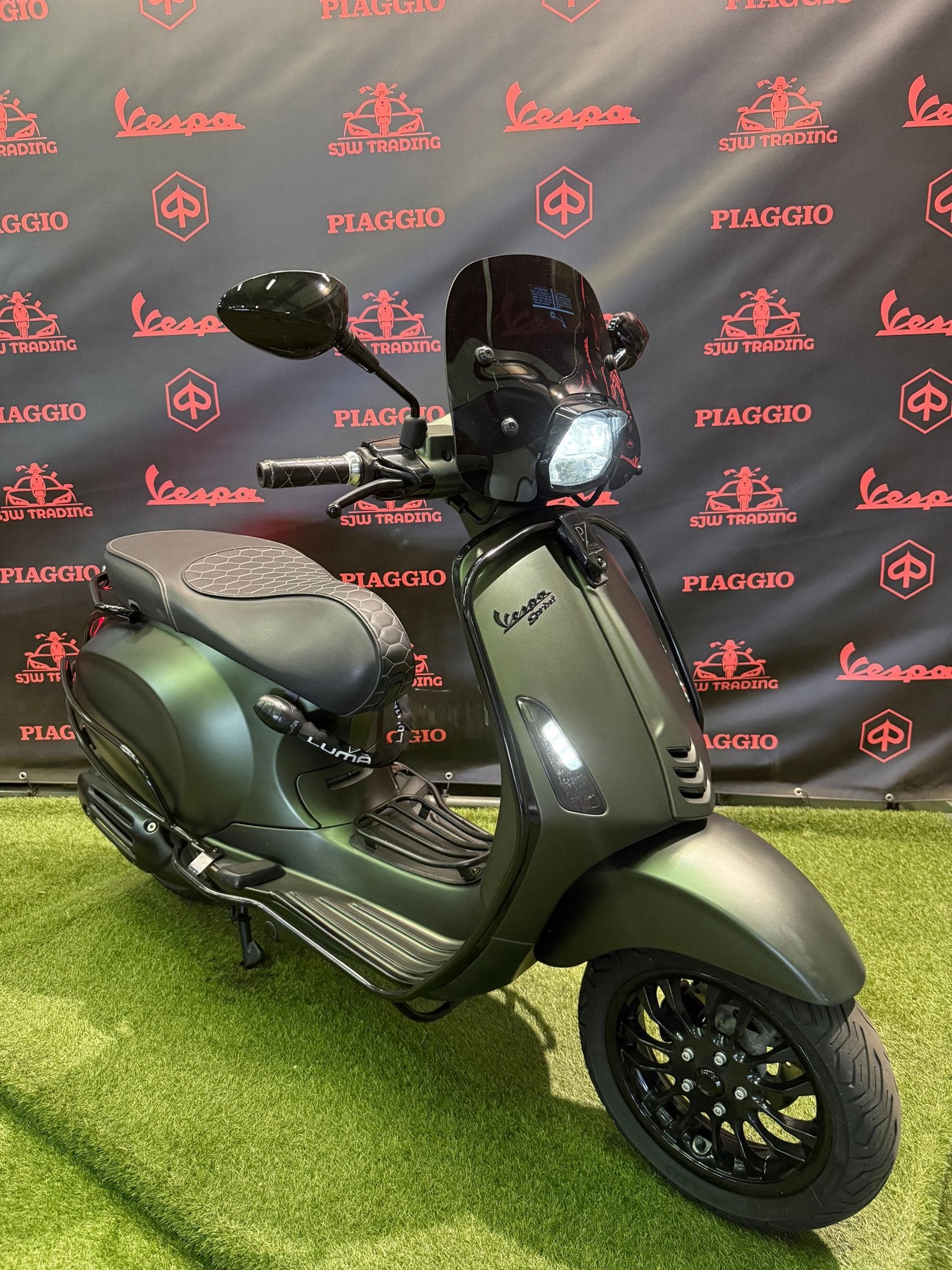 Vespa Sprint 2018 Brom! Candy Cobra Green / RS Zadel / Garan, Fietsen en Brommers, -, -, Ophalen of Verzenden, -