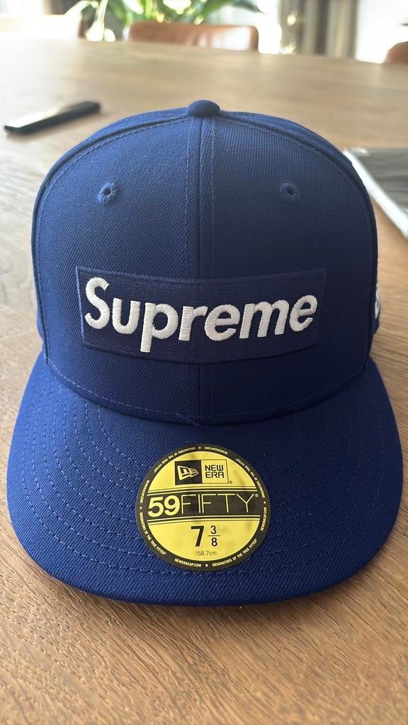 Supreme pet ss26 (met stickers), Ophalen of Verzenden, Nieuw, 60 cm (XL, 7½ inch) of meer, Pet