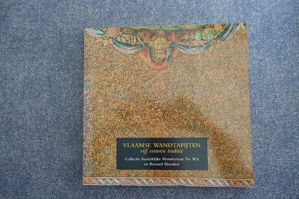 Vlaamse wandtapijten, vijf eeuwen traditie, Ophalen of Verzenden, Gelezen, Overige onderwerpen