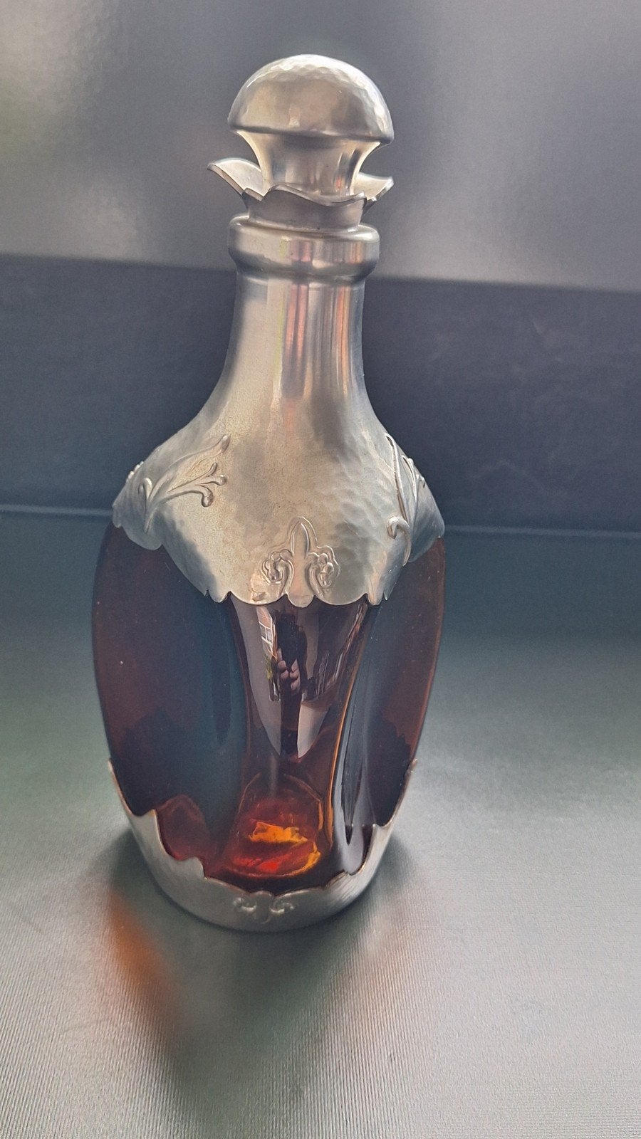 retro amber kleurige glazen karaf zeister gehamerd tin !, Ophalen of Verzenden