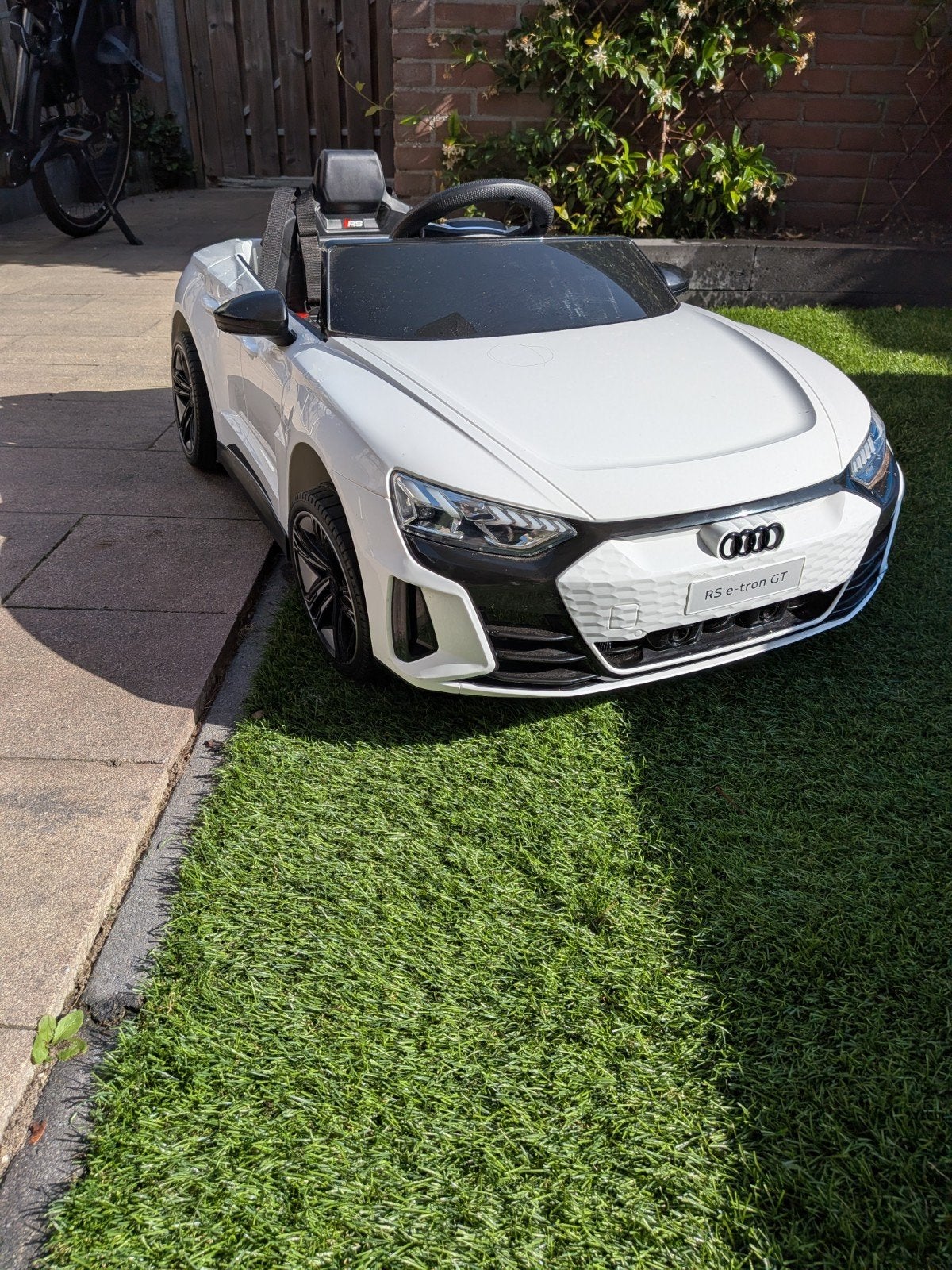 Audi RS e-tron GT Elektrische Kinderauto, Ophalen, Gebruikt, Afstandsbediening