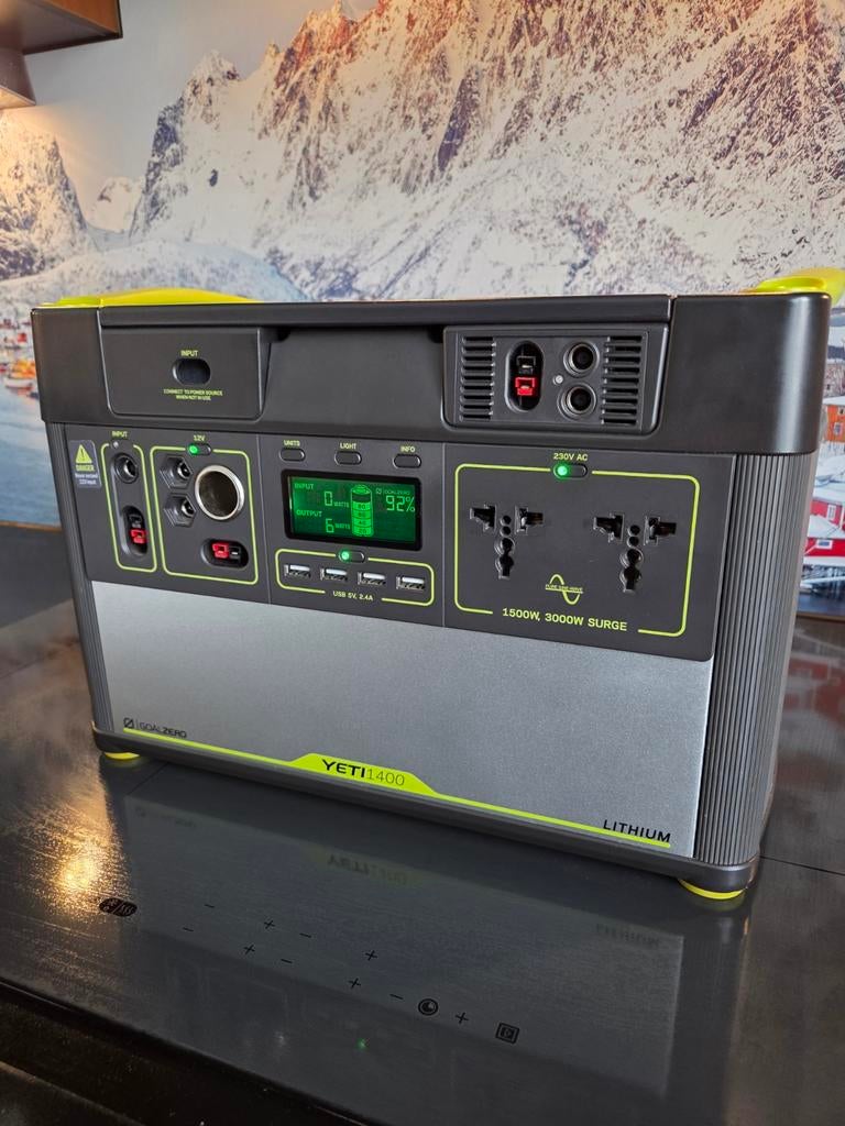 Goal Zero Yeti 1400 Lithium Power Station, Telecommunicatie, Powerbanks, Ophalen, Zo goed als nieuw