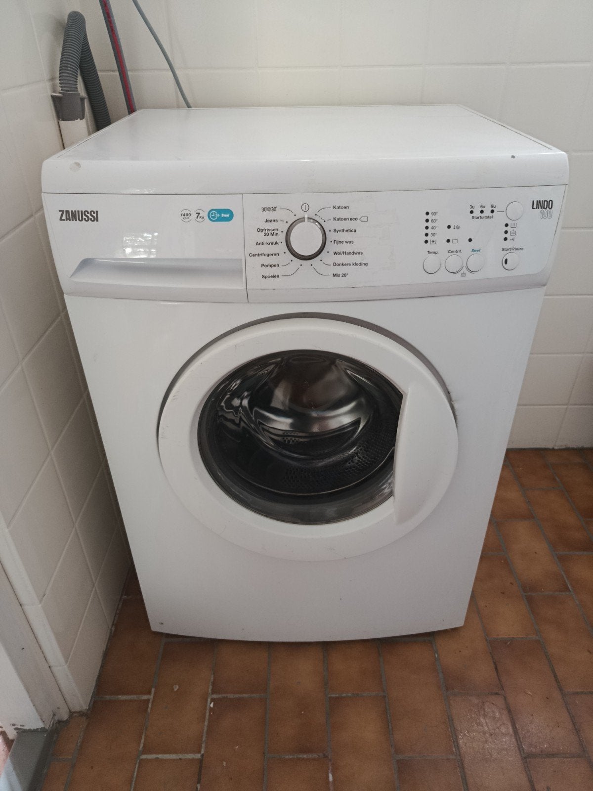 Zanussi ZWF71440W 7kg wasmachine 1400T, Ophalen, Handwasprogramma, Zo goed als nieuw, 85 tot 90 cm