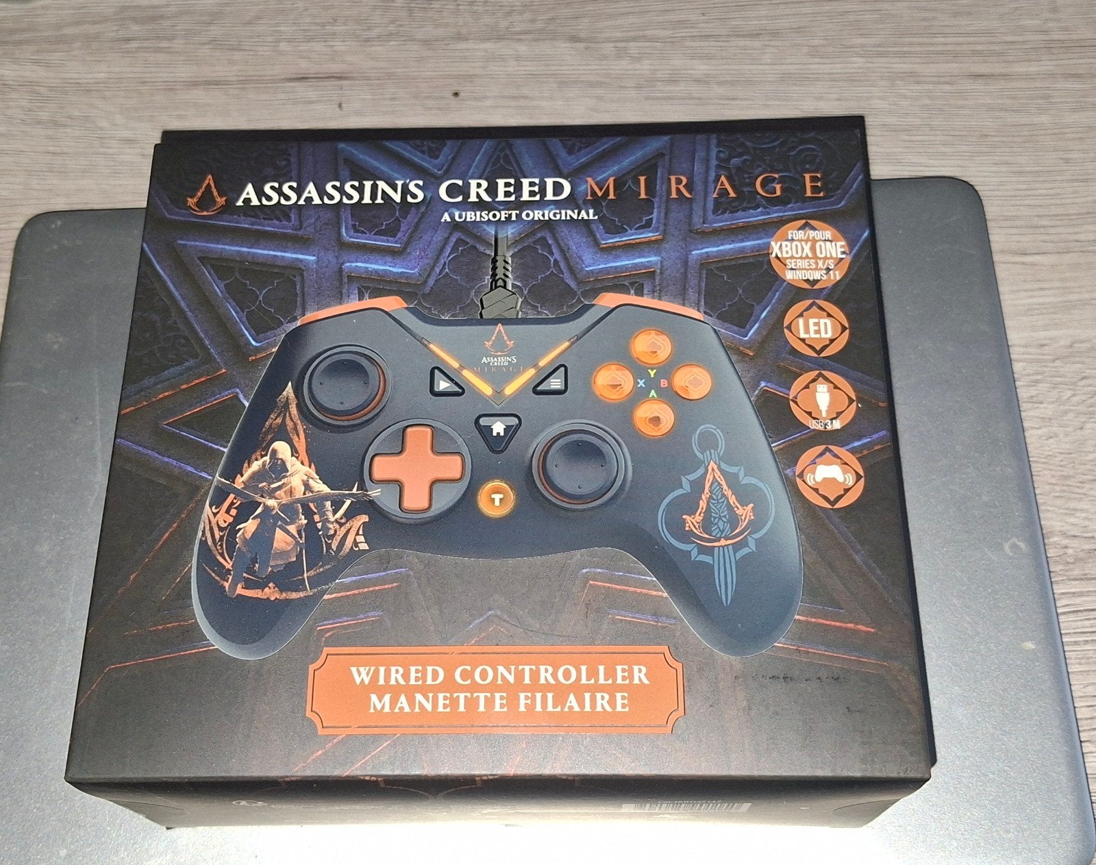 Assassin's Creed Mirage Wired Controller Xbox/PC - Nieuw, Verzenden, Nieuw, Controller, Xbox One