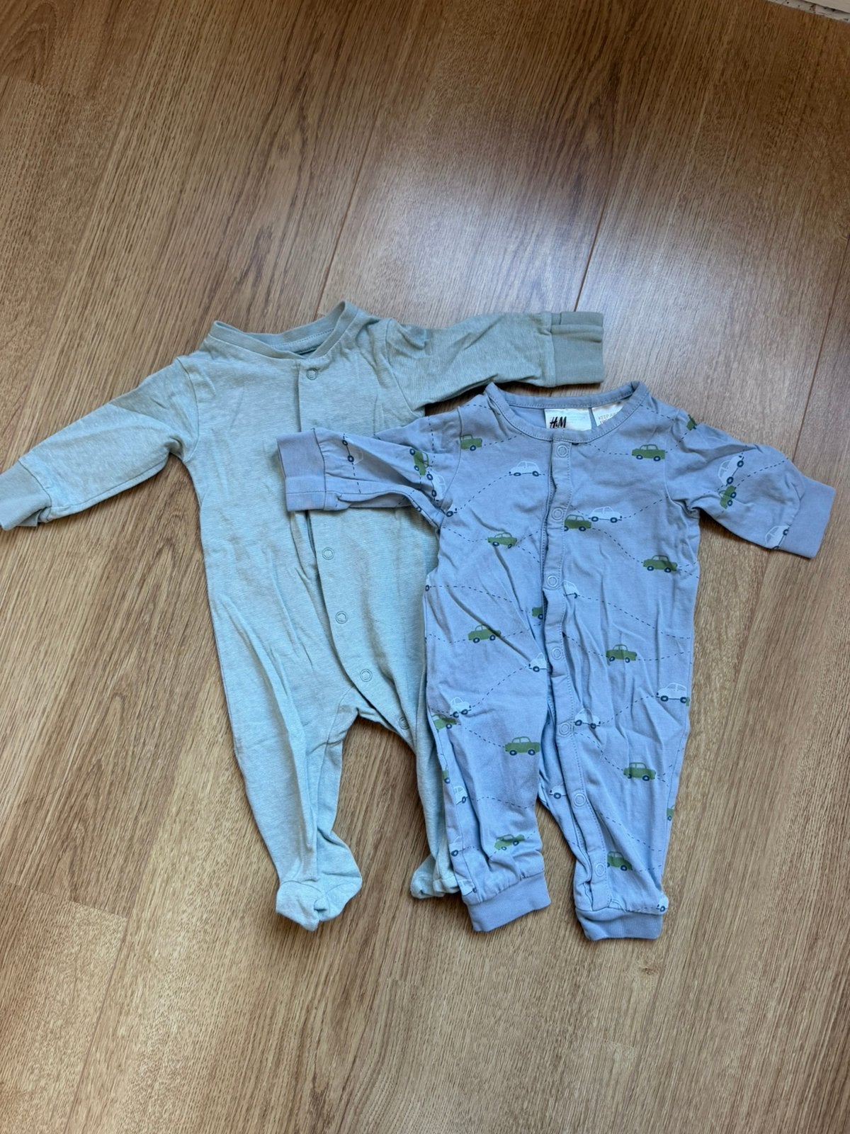 2 pyjama’s maat 50, Ophalen of Verzenden, Zo goed als nieuw, Jongetje of Meisje, Nacht- of Onderkleding