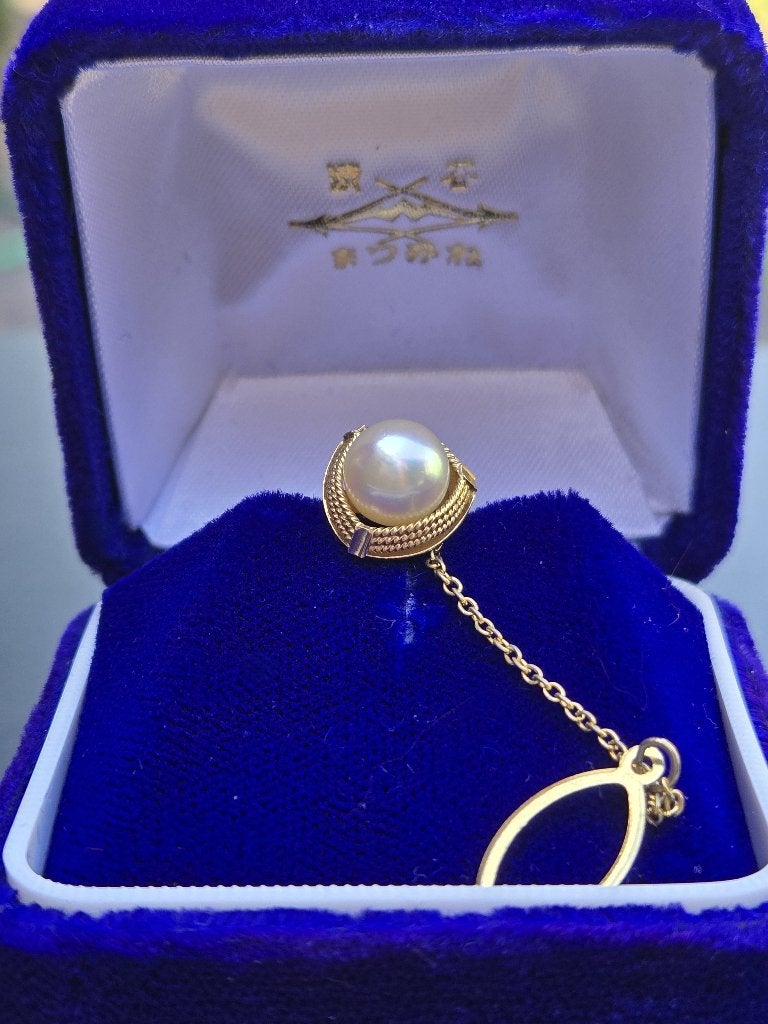 Gouden dasspeld 18K Akoya parel Vintage Matsumine 1955 Japan, Effen, Matsumine Japan, Ophalen of Verzenden, Gedragen