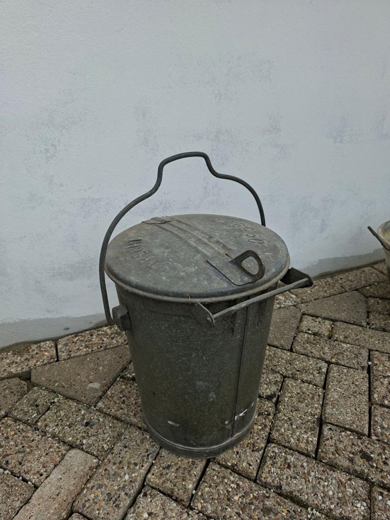 Zinken vuilnisbak, 40 liter of meer, Ophalen of Verzenden, Minder dan 50 cm