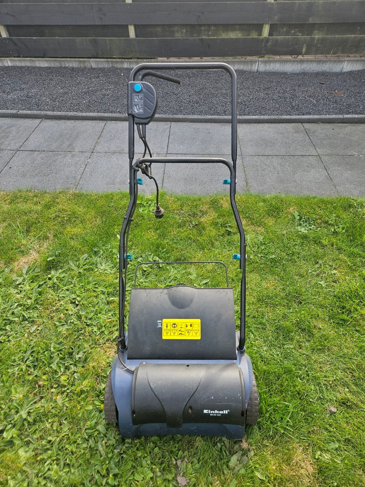 Einhell Elektrische Verticuteermachine/Grasmaaier, Ophalen, Cirkelmaaier, Gebruikt, Elektrische grasmaaier
