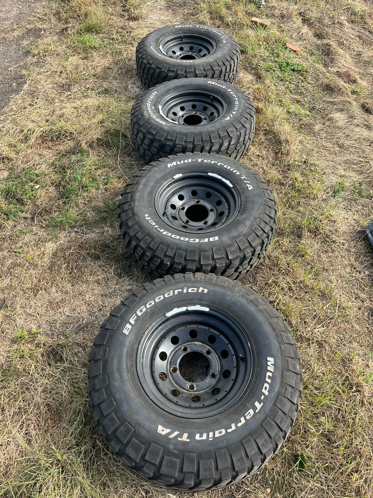 Defender banden met velgen, Ophalen, Gebruikt