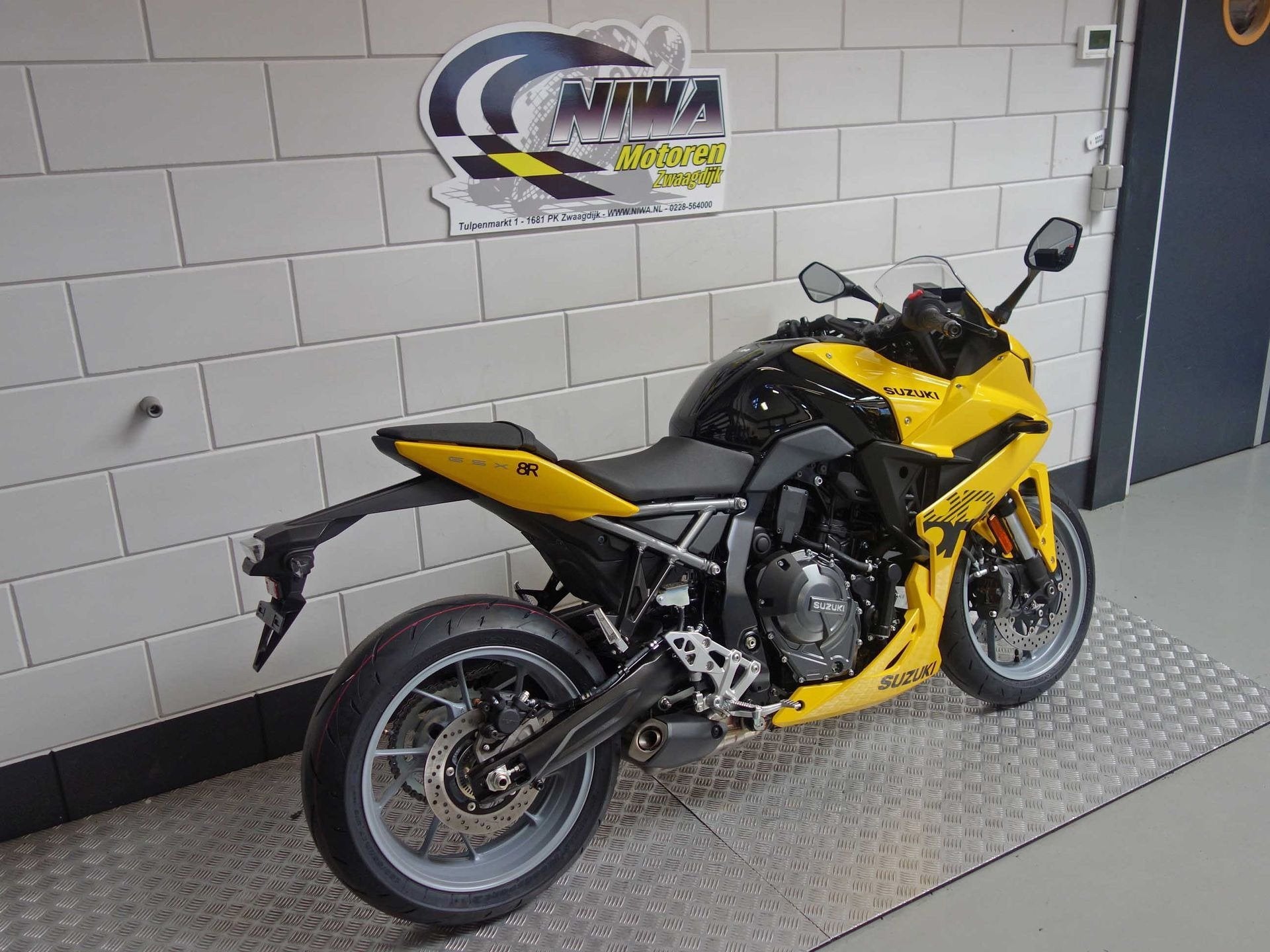 Suzuki GSX-8R, Super Sport, Meer dan 35 kW, 776 cc, Gebruikt