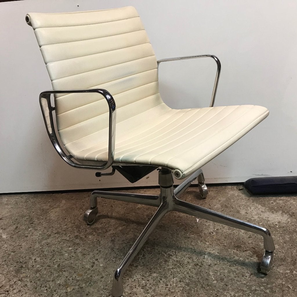 Vintage Herman Miller task chair bureaustoel 117, Gebruikt, Zwart, Ophalen of Verzenden, Nvt
