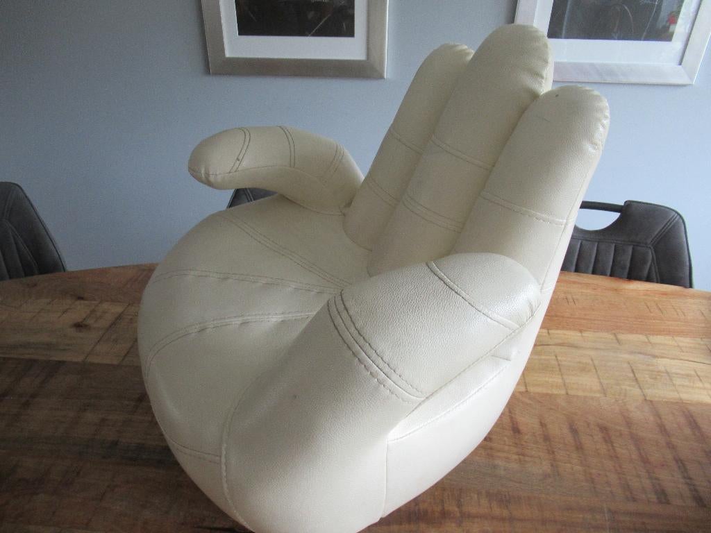 Vente unique Stoel Catchy Draaiende kinderfauteuil Popart, Minder dan 75 cm, Leer, Ophalen of Verzenden, Zo goed als nieuw