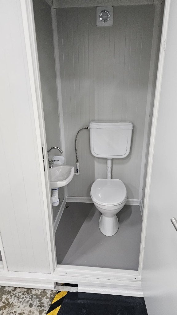 Mobiele Sanitaire Unit Te Koop | Direct Leverbaar, Doe-het-zelf en Verbouw, Sanitair, Ophalen of Verzenden, Nieuw, Chroom, Toilet