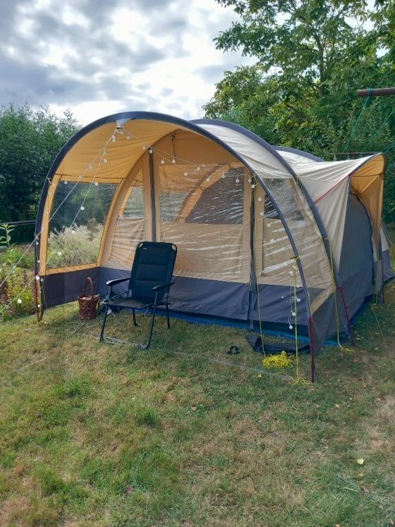 poly cotton tunneltent Eurotrail "Alabama", Caravans en Kamperen, Tenten, Ophalen, Zo goed als nieuw, Tot en met 4