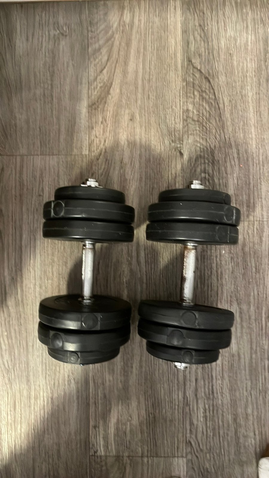 Dumbells 8x2,5 kg plus 4x1,25kg plus 2 € per stang, Ophalen, Zo goed als nieuw