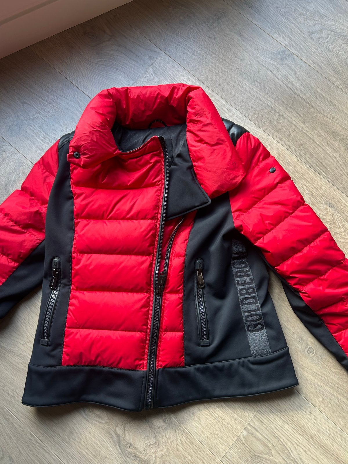Goldbergh jas maat 44 - Rood/Zwart, Ophalen of Verzenden, Gedragen, Maat 42/44 (L), Rood