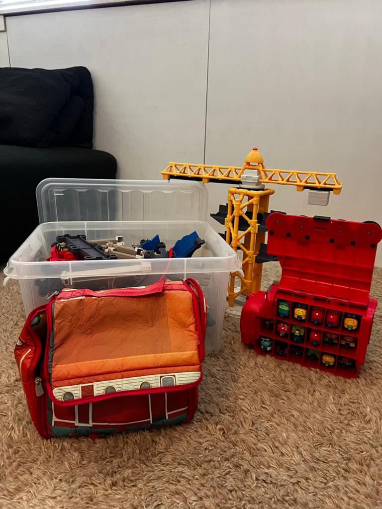 Chuggington set: kraan, treinen, treinbaan en tas, Ophalen, Zo goed als nieuw