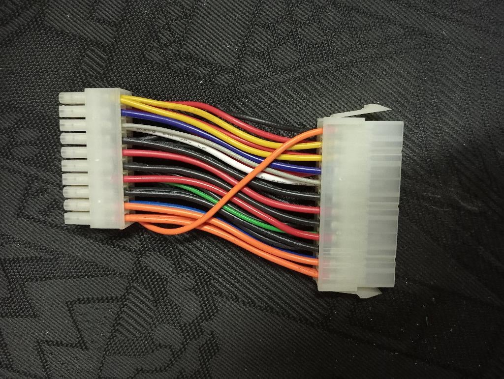voeding verlengstuk van 20 naar 24 pin, Ophalen of Verzenden, Zo goed als nieuw, 60 Hz of minder, IPS