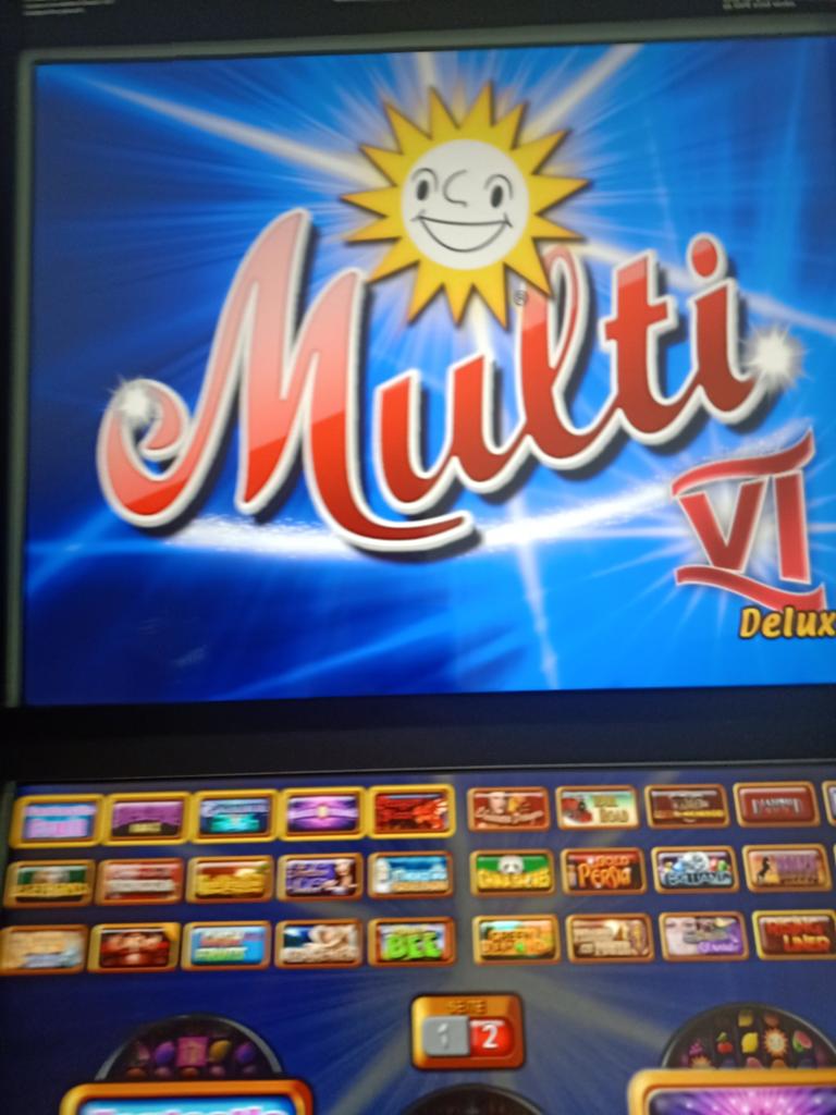 Gokkast Merkur Multi VI Deluxe met kruk en handleidingen, Verzamelen, Automaten | Gokkasten en Fruitautomaten, Euro, Ophalen, Zo goed als nieuw