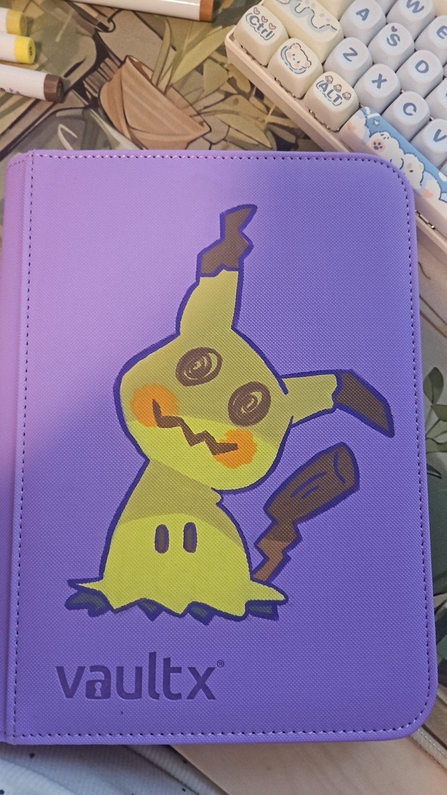 Vault X x Mimikyu Binder  – open voor comissies, Ophalen of Verzenden