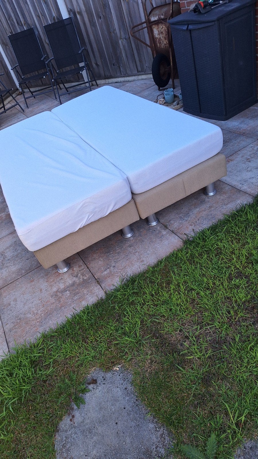 2x Boxspring 70x200 cm, Huis en Inrichting, Slaapkamer | Boxsprings, Ophalen, Gebruikt, 70 cm of minder, Beige