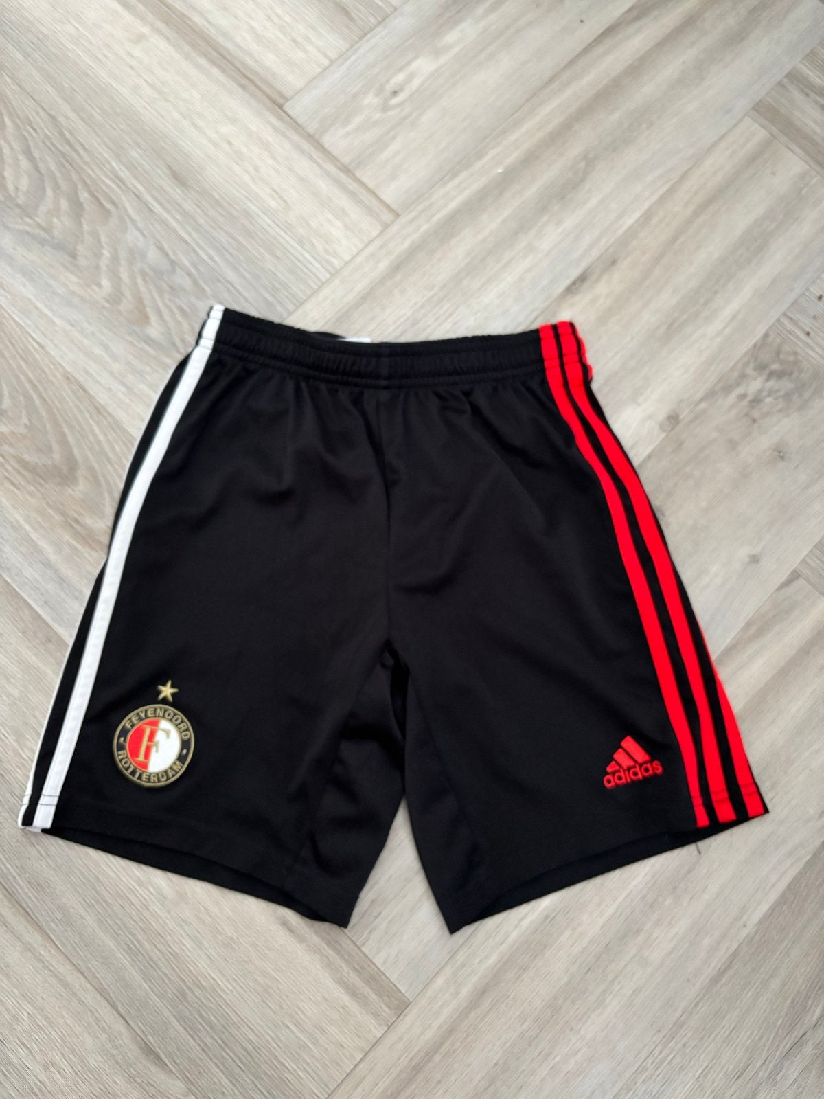 Feyenoord Adidas Voetbalbroekje Maat 152, Kinderen en Baby's, Ophalen of Verzenden, Gebruikt, Jongen