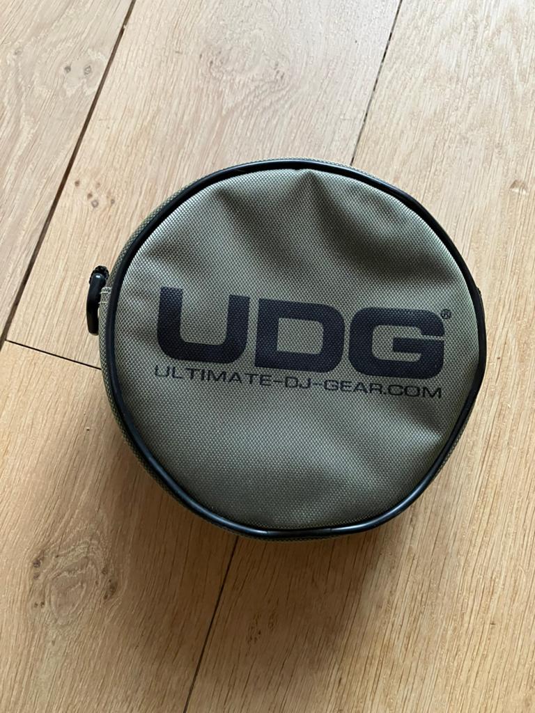 UDG headphone bag, Ophalen of Verzenden, Zo goed als nieuw, Overige merken