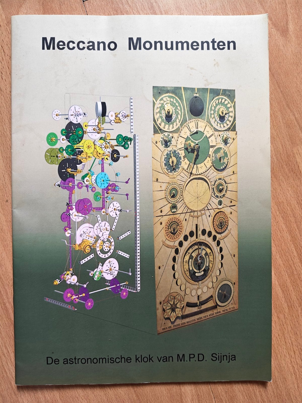 Meccano Monumenten - De Astronomische klok van M.P.D. Sijnja, Ophalen of Verzenden, Zo goed als nieuw, Overige onderwerpen