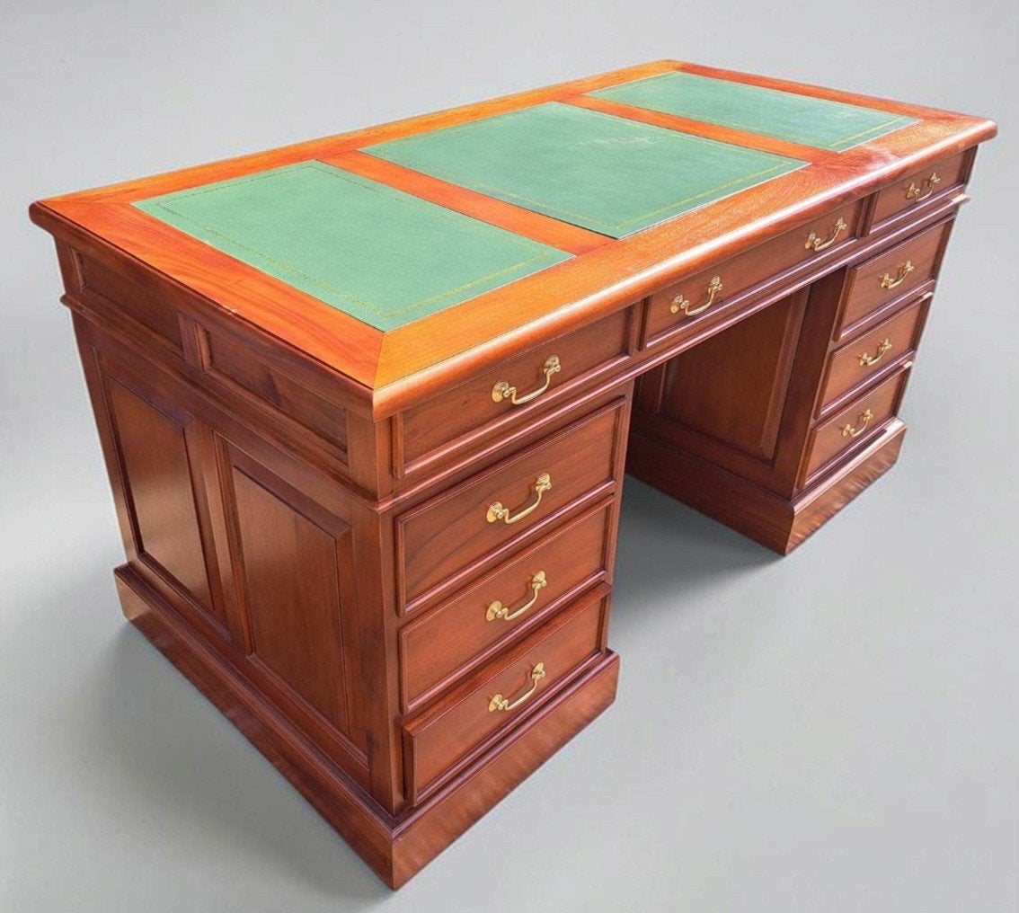 Klassieke Engelse schrijftafel, bureau, desk, met lederen in, Ophalen of Verzenden