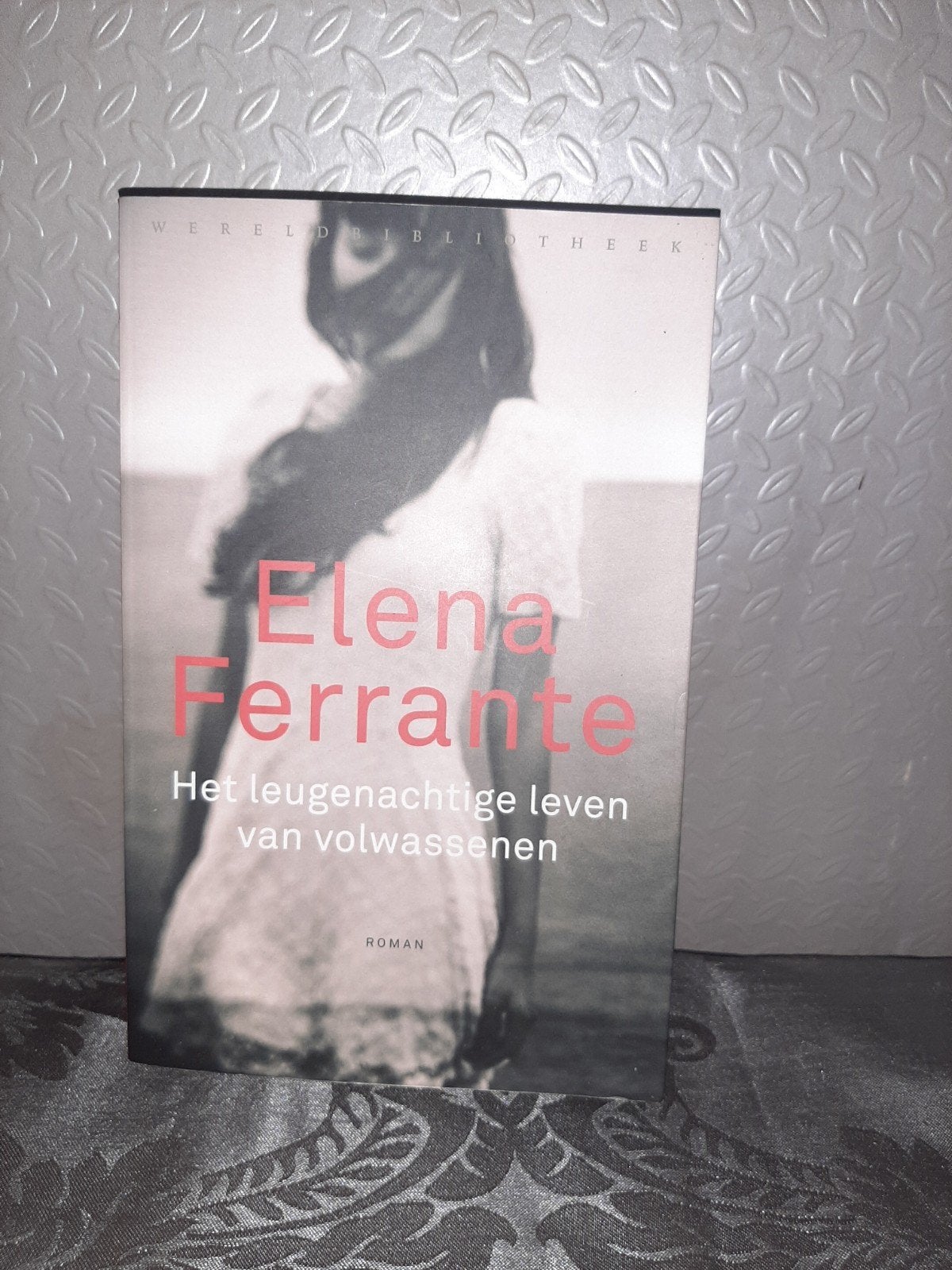 Het leugenachtige leven van volwassenen - Elena Ferrante, Ophalen of Verzenden, Zo goed als nieuw, Elena Ferrante, Nederland